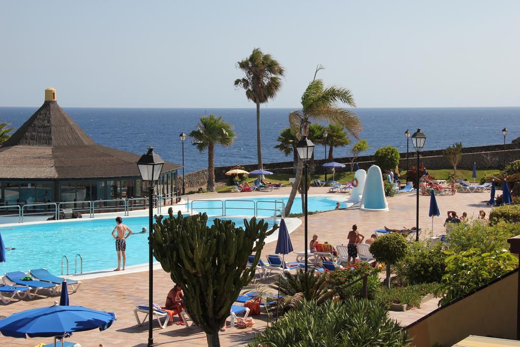 Rocas Del Mar Tenerife Costa Del Silencio Oda fotoğraf